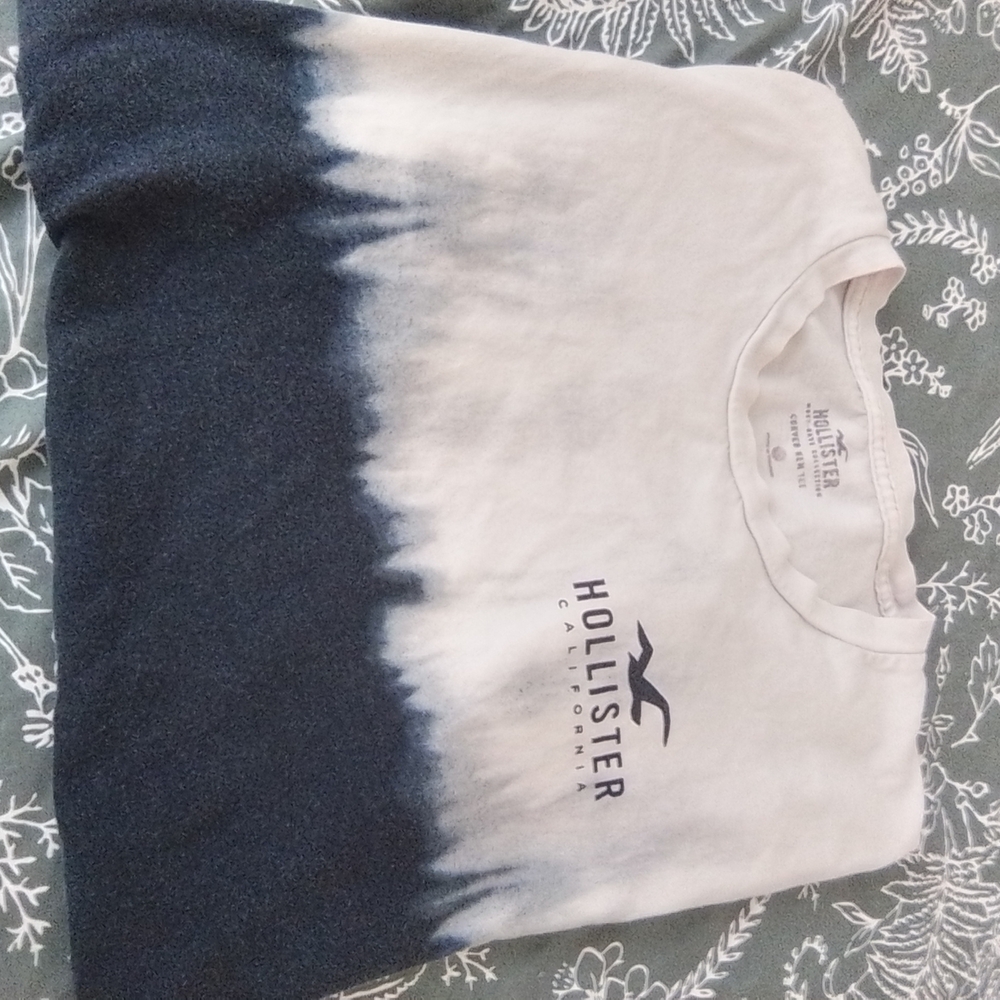 Hollister Light Gray Tee